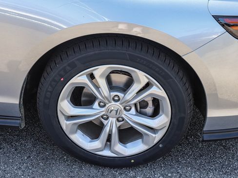 Certified 2024 Honda Accord LX image 7
