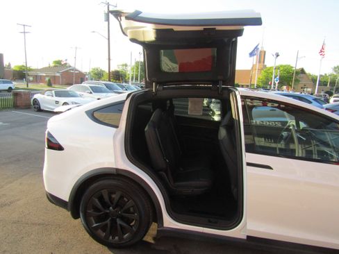 Used 2023 Tesla Model X AWD/4WD image 12
