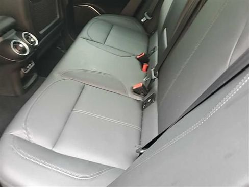 Used 2023 Alfa Romeo Stelvio Ti AWD/4WD image 12
