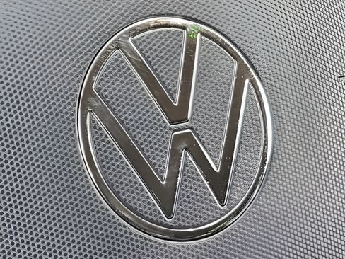 Used 2025 Volkswagen Atlas SE FWD image 27