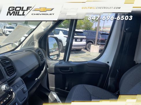 Used 2025 RAM ProMaster 2500 w/ Convenience Group FWD image 24