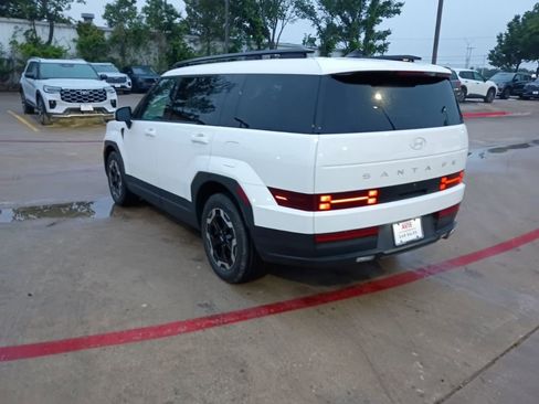 Used 2025 Hyundai Santa Fe SEL image 8