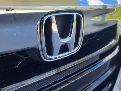 Used 2018 Honda Accord LX image 13