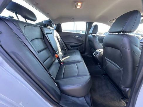 Used 2016 Chevrolet Malibu Premier image 30