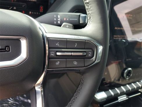 New 2026 GMC Yukon XL Denali image 27