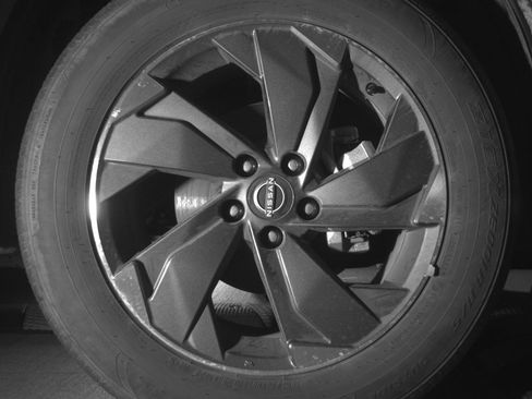 Used 2025 Nissan Rogue SV image 13