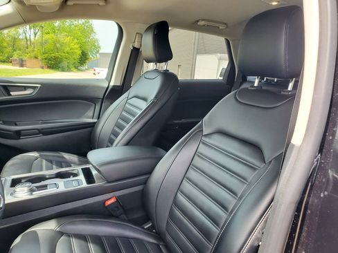 Certified 2023 Ford Edge SEL w/ Convenience Package AWD/4WD image 16