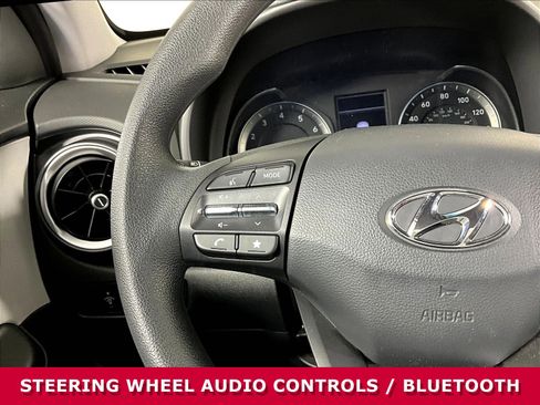 Used 2023 Hyundai Kona SE AWD/4WD image 10