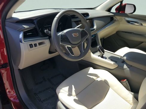 Used 2019 Cadillac XT5 Luxury image 14