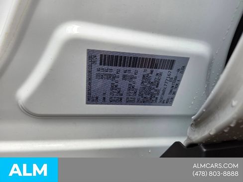 Used 2025 Nissan Rogue SV FWD image 14