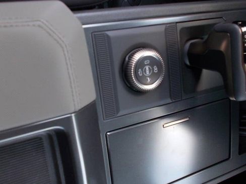 New 2025 GMC Hummer EV 2X image 43