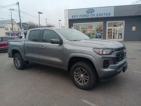 Used 2023 Chevrolet Colorado LT image 1