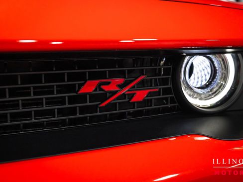 Used 2022 Dodge Challenger R/T Scat Pack RWD image 13