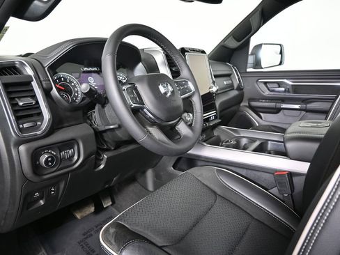 Used 2025 RAM 1500 Laramie AWD/4WD image 23