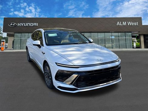 New 2026 Hyundai Sonata Limited image 3
