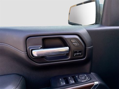 Used 2020 GMC Sierra 1500 SLT image 9