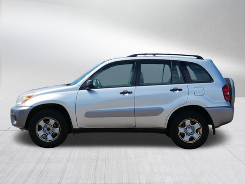 Used 2004 Toyota RAV4 4WD image 4