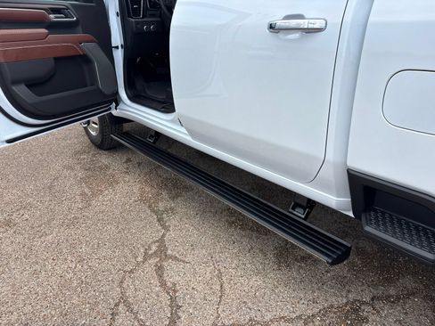 New 2026 GMC Sierra 3500 Denali Ultimate AWD/4WD image 10