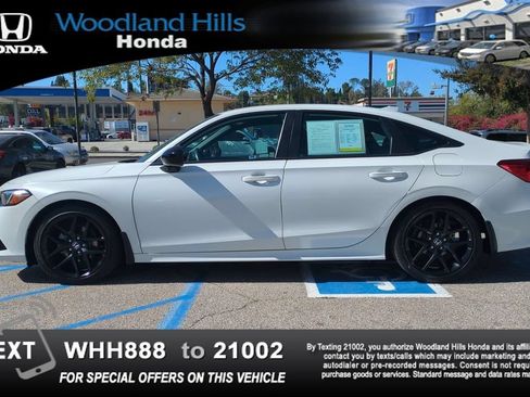 Used 2023 Honda Civic Sport image 8