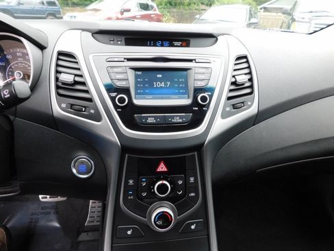 Used 2016 Hyundai Elantra Sport FWD image 10