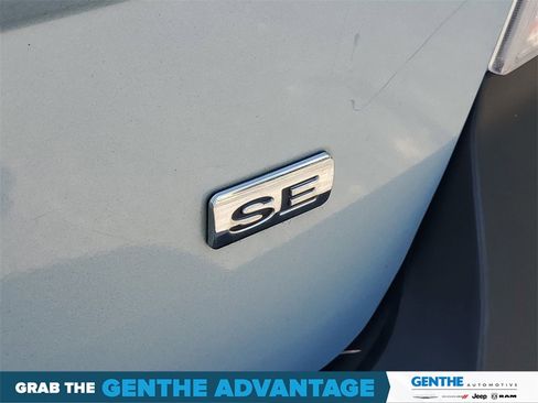 Used 2009 Ford Focus SE image 6