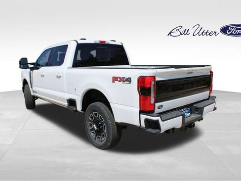 New 2025 Ford F250 Platinum w/ FX4 Off-Road Package image 4