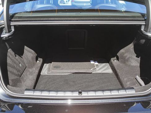 Used 2026 BMW 750e xDrive w/ Premium Package AWD/4WD image 20