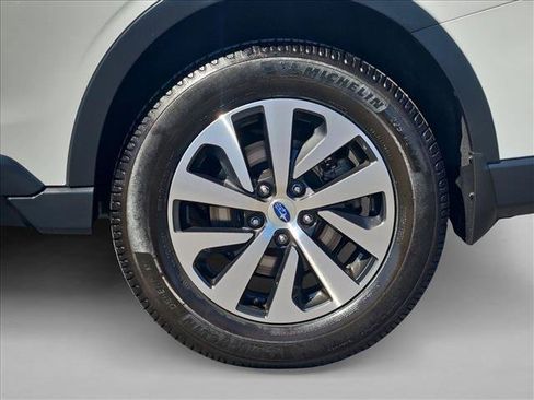 Used 2021 Subaru Outback Premium AWD/4WD image 29