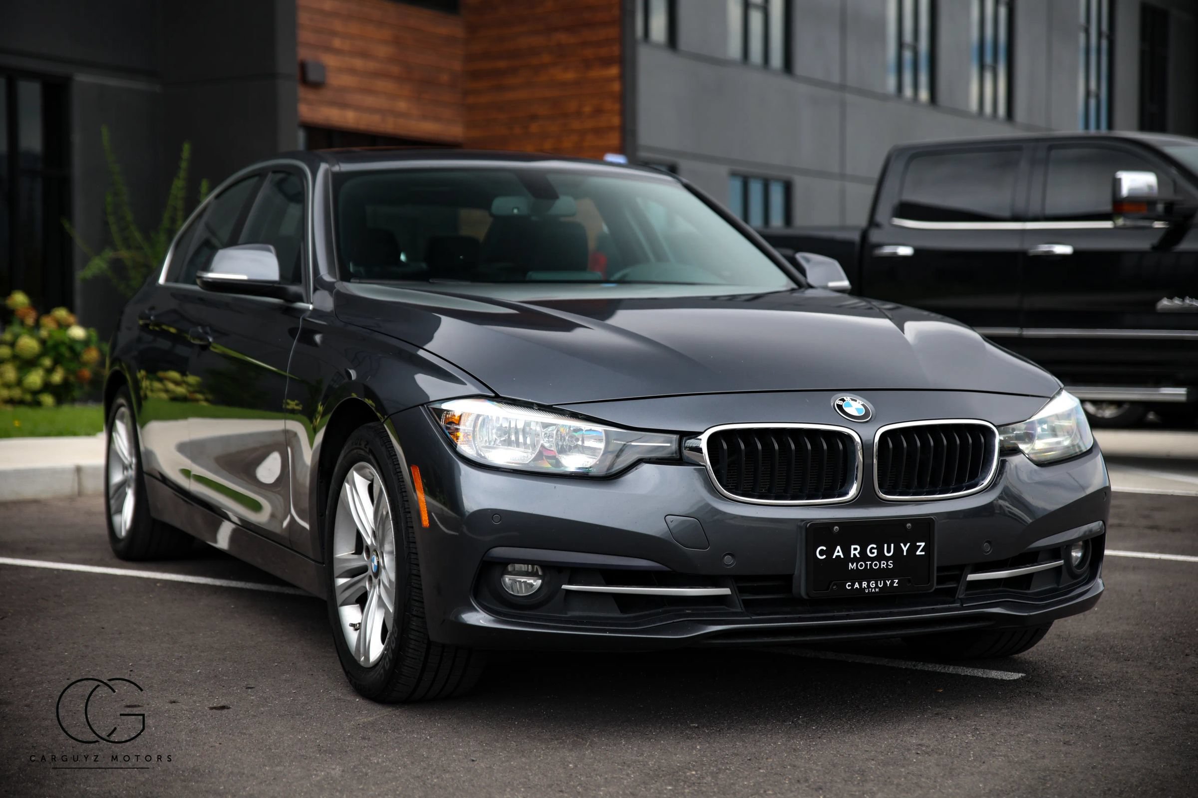 Used 2017 BMW 330i Sedan RWD image 19
