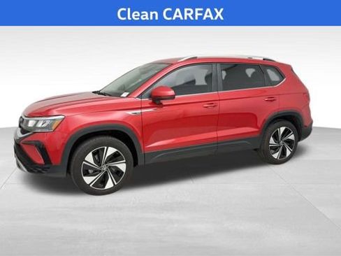 Used 2024 Volkswagen Taos SE image 7