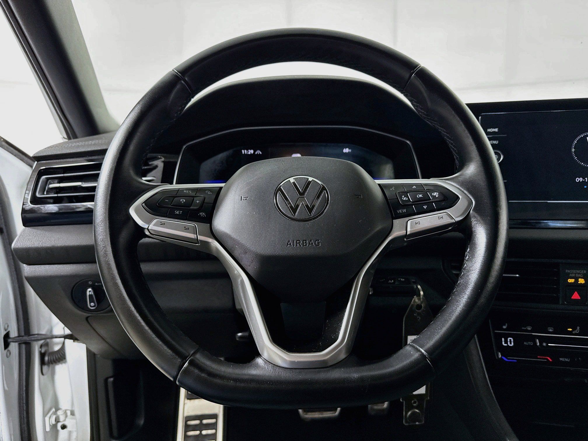 Used 2025 Volkswagen Jetta Sport FWD image 14