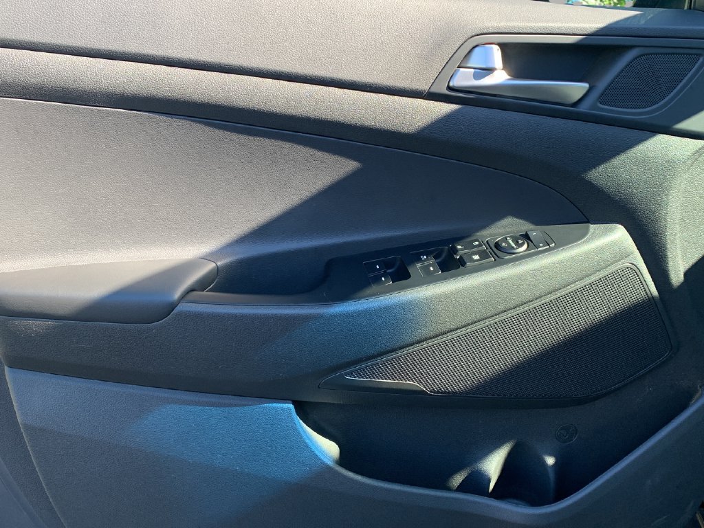 Used 2019 Hyundai Tucson SEL w/ Cargo Package FWD image 11