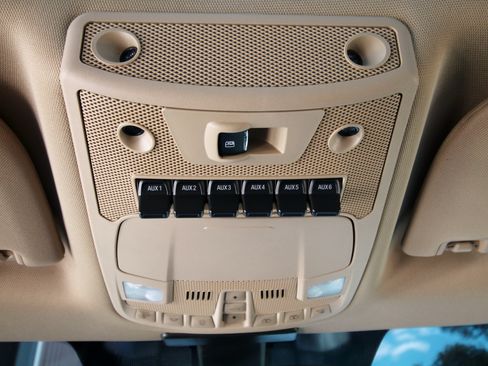 Used 2017 Ford F250 Lariat w/ Lariat Ultimate Package AWD/4WD image 39