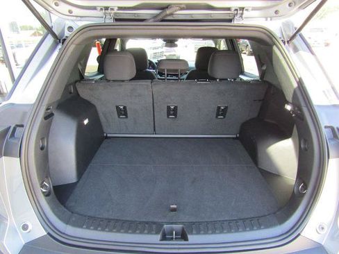 Used 2026 Chevrolet Equinox LT AWD/4WD image 32