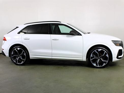 Used 2022 Audi RS Q8 AWD/4WD image 8