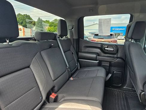 Used 2023 Chevrolet Silverado 1500 Custom AWD/4WD image 18