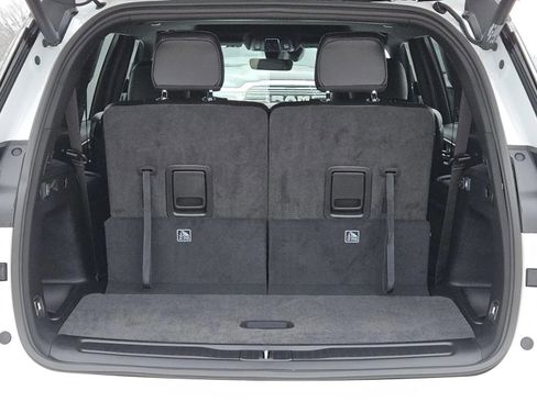 New 2025 Jeep Grand Cherokee L Altitude image 6