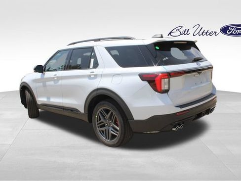 New 2026 Ford Explorer ST AWD/4WD image 4