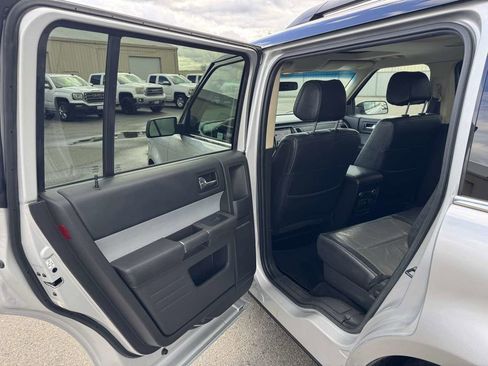 Used 2013 Ford Flex SEL image 21