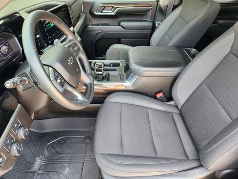 Used 2024 Chevrolet Silverado 1500 RST w/ Protection Package AWD/4WD image 4
