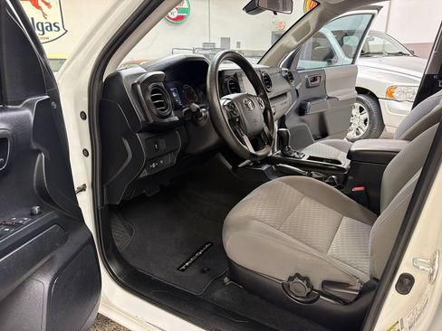 Used 2023 Toyota Tacoma SR w/ SR Convenience Package RWD image 24