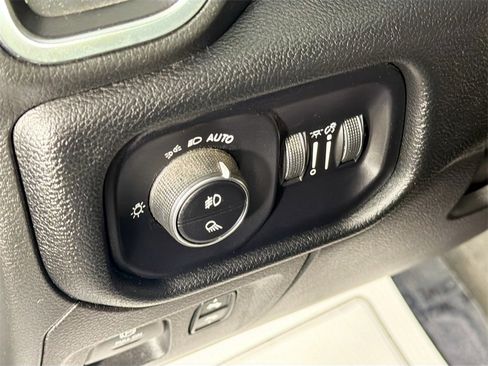 Used 2022 RAM 1500 Laramie image 10