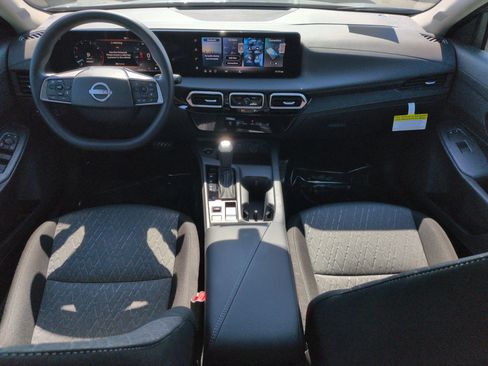 New 2026 Nissan Sentra SV w/ Floor Mat Package FWD image 10