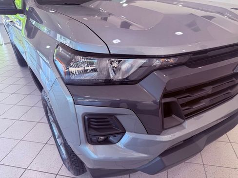 Used 2024 Chevrolet Colorado LT w/ LT Convenience Package II RWD image 13