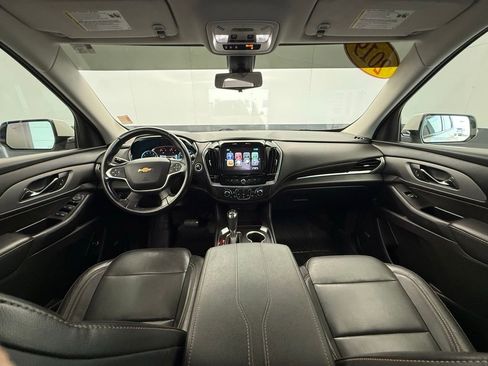 Used 2019 Chevrolet Traverse RS w/ LPO, Floor Liner Package image 3
