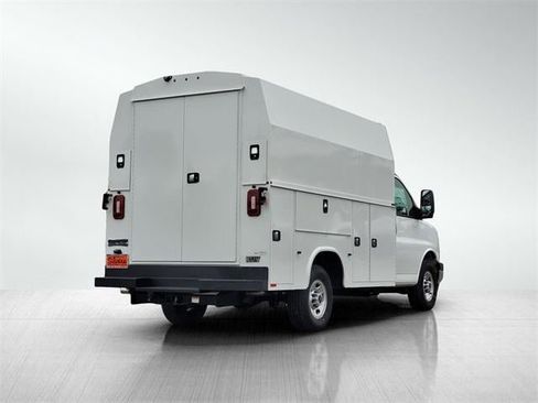 New 2024 GMC Savana 3500 Base w/ Power Convenience Package image 5