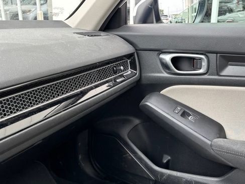 Used 2023 Honda Civic LX image 13