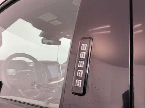 Used 2022 Ford F150 King Ranch image 14