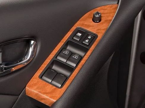 Used 2010 Nissan Murano SL w/ Leather Pkg image 22