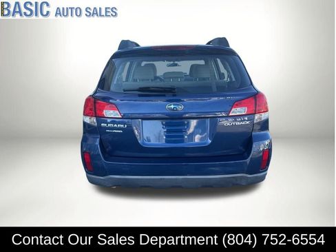 Used 2011 Subaru Outback 2.5i image 8